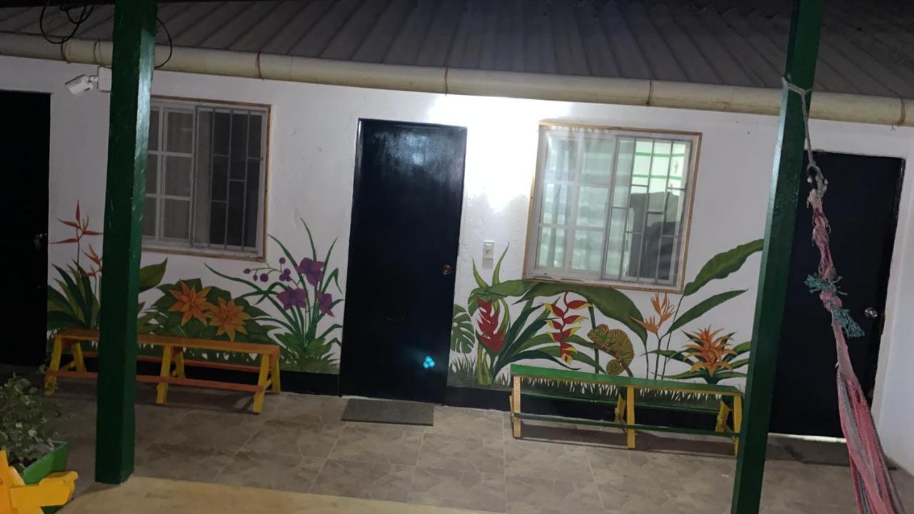Palomino Hostel ภายนอก รูปภาพ