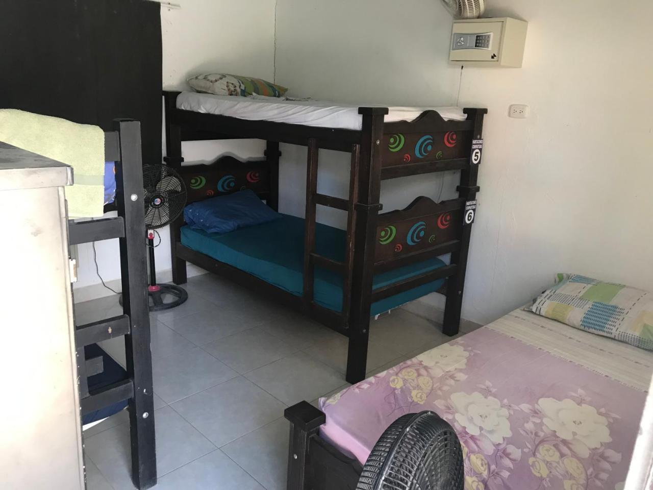 Palomino Hostel ภายนอก รูปภาพ